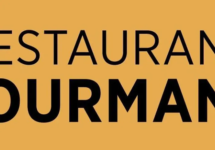 Hotel Logis & Restaurant - Les Arcades 3*