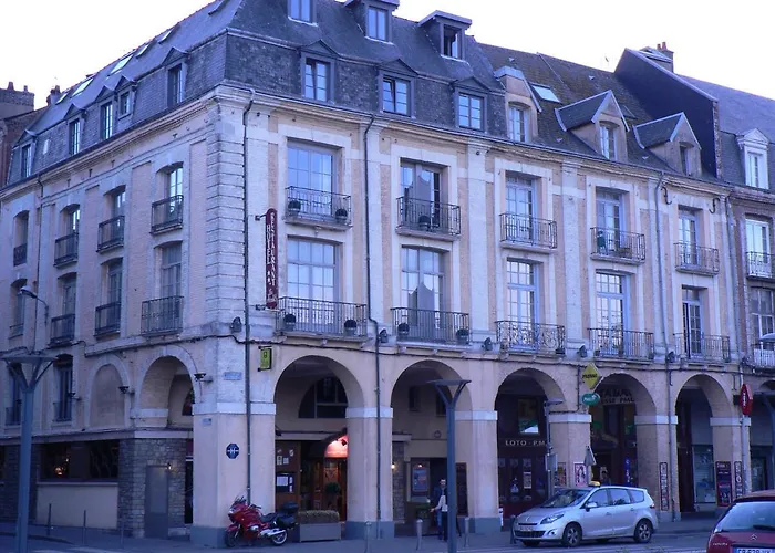 Logis & Restaurant - Les Arcades Hotel
