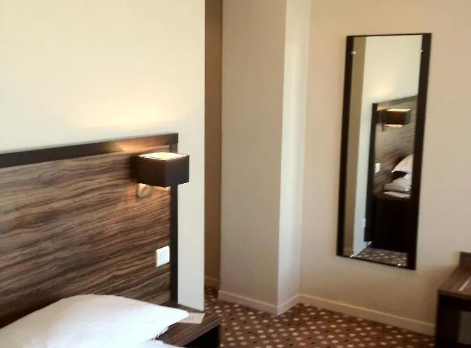 Logis & Restaurant - Les Arcades 3* Dieppe